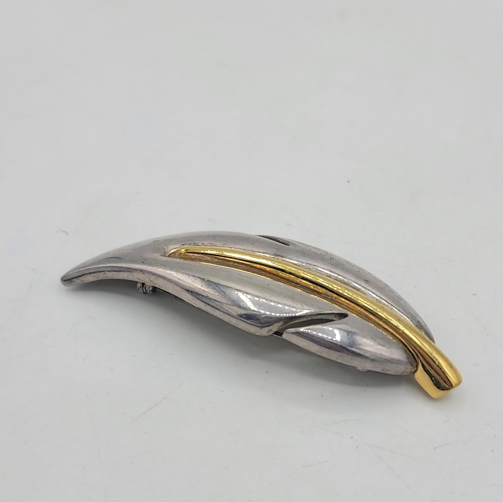 Givenchy Two Tone Leaf Brooch Silver Gold Sculptural Signed Vintage - Picture 2 of 9
